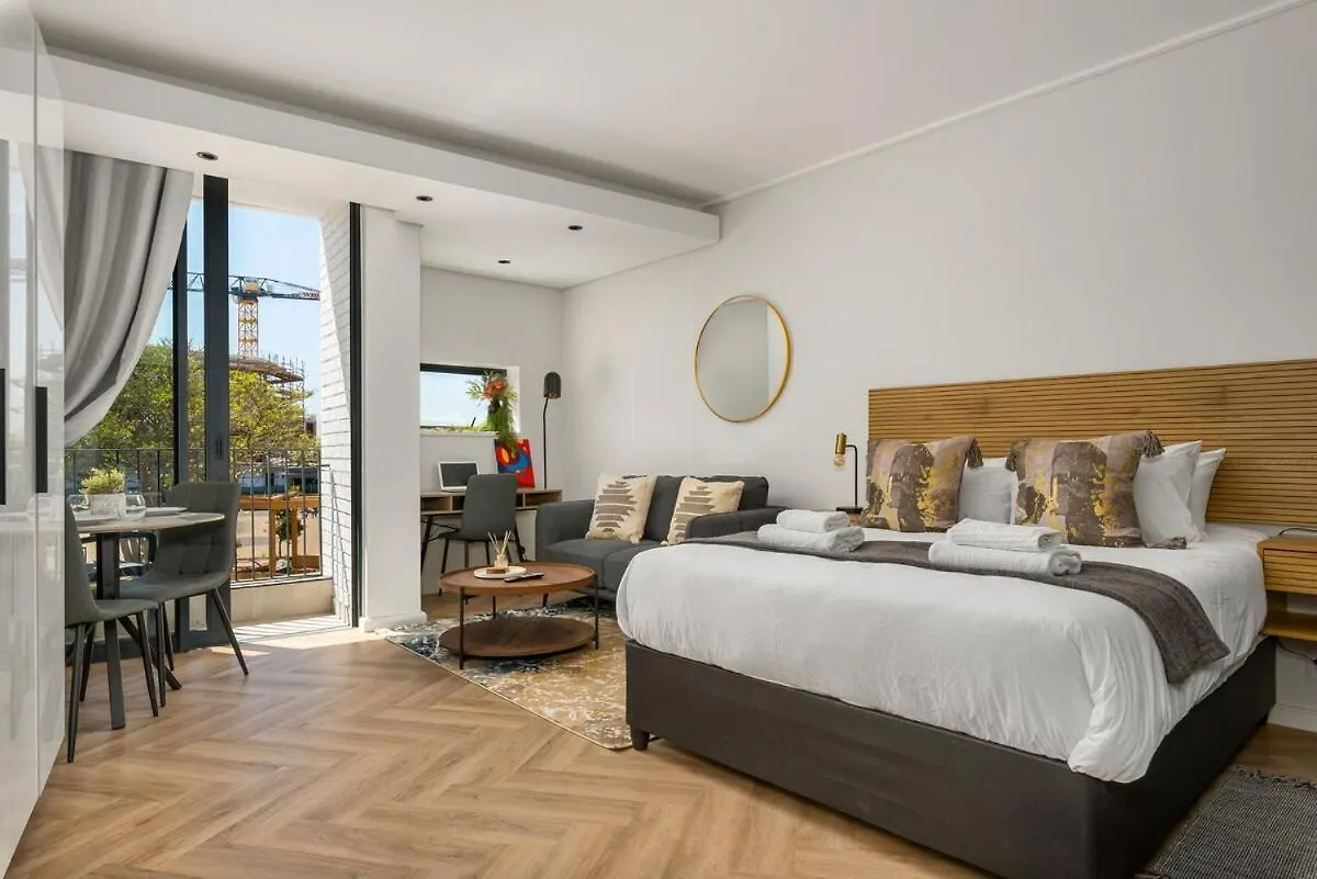 On Park Studio With Courtyard Haven Near Canal Walk Cape Town