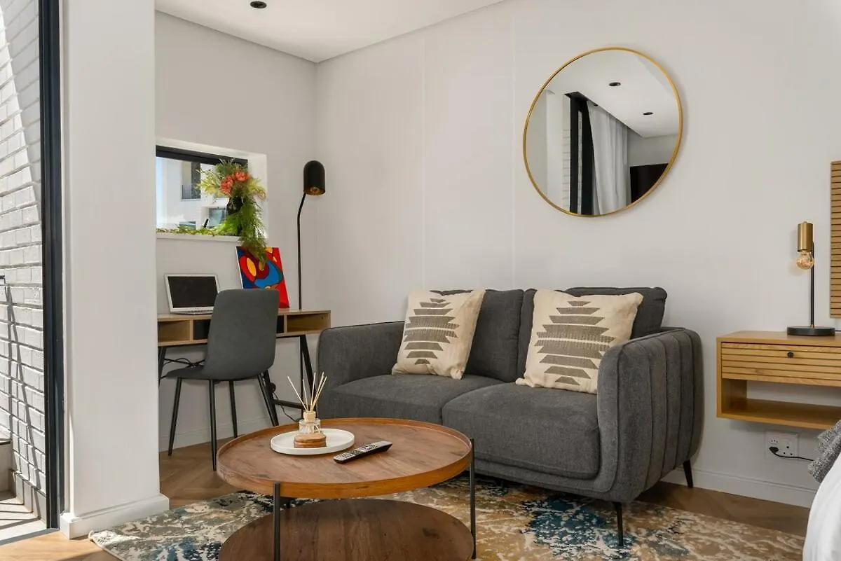 On Park Studio With Courtyard Haven Near Canal Walk Cape Town Apartment